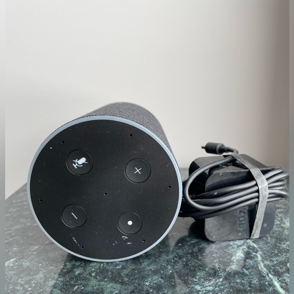 Sale!! Amazon Alexa. - Picture 4 of 6